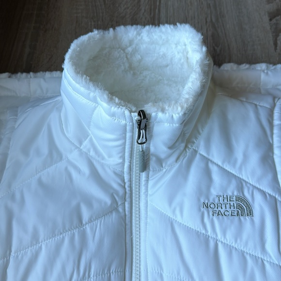 The North Face White Fur Lined Vest Size XS - Picture 4 of 5